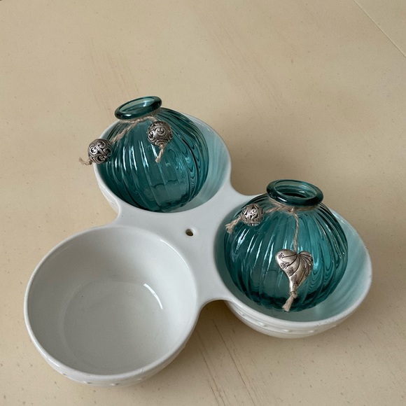 Blue Ribbed Glass Bud Vase Platter Decoration 🌹 - Picture 5 of 5